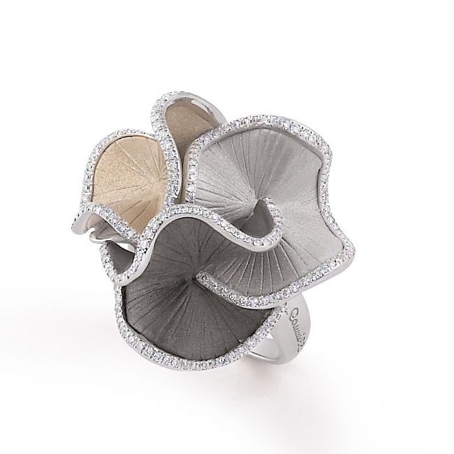 annamaria cammilli sultana ring gan1674t blüte mit diamanten weissgold scharzes gold beige gold